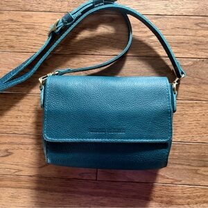 Portland Leather Metro Crossbody